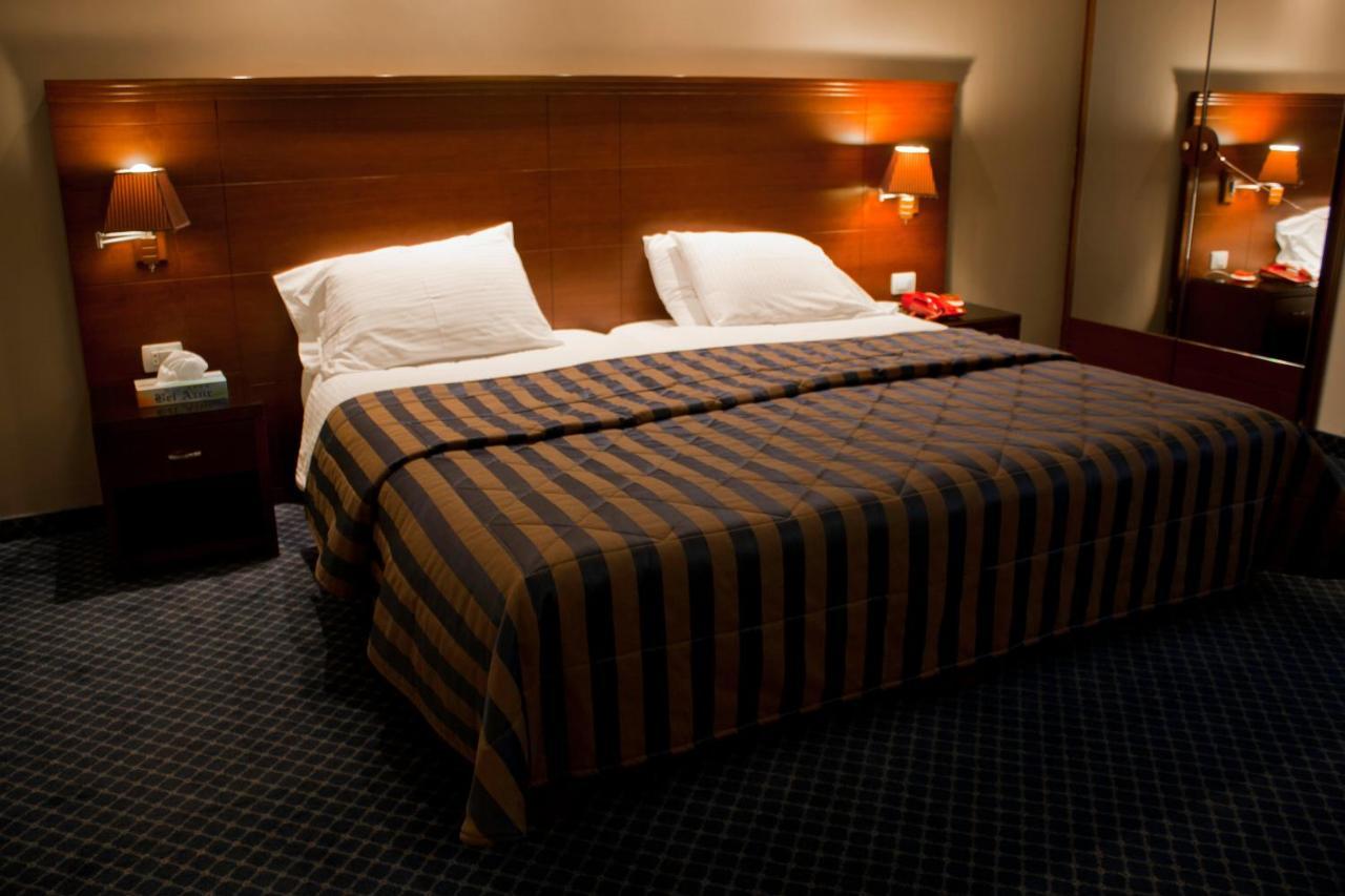 Bel Azur Hotel - Resort Jounieh Zimmer foto
